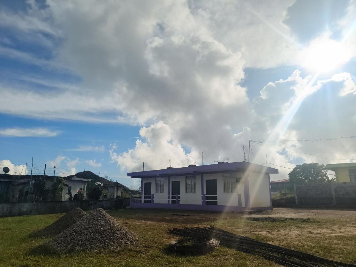 Lavender Guesthouse チェラプンジ エクステリア 写真