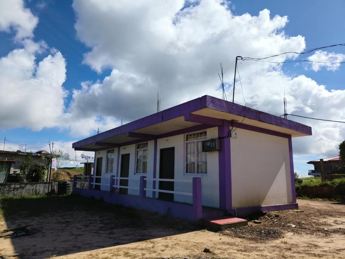 Lavender Guesthouse チェラプンジ エクステリア 写真